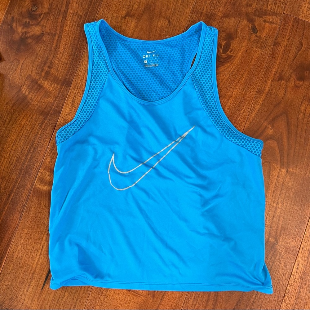 Nike dri-fit crop top